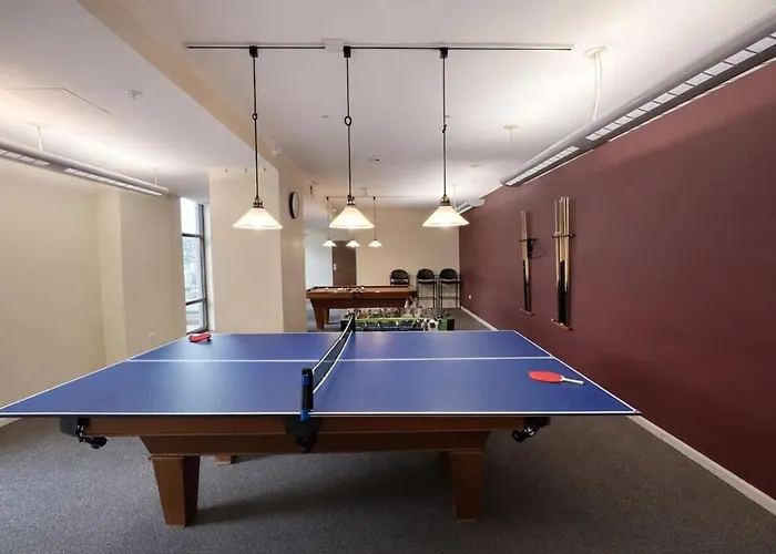 Modern 2br Skyline - 5 Min To Grant Park