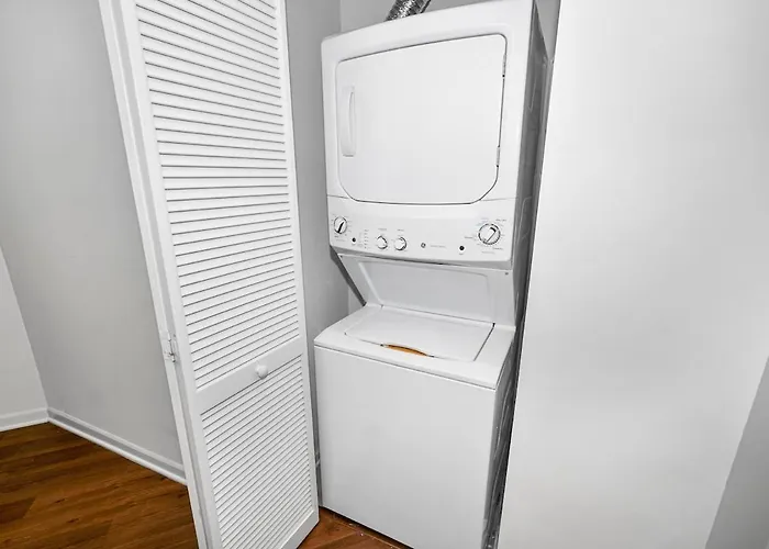 Apartamento Modern 2br Skyline - 5 Min To Grant Park *